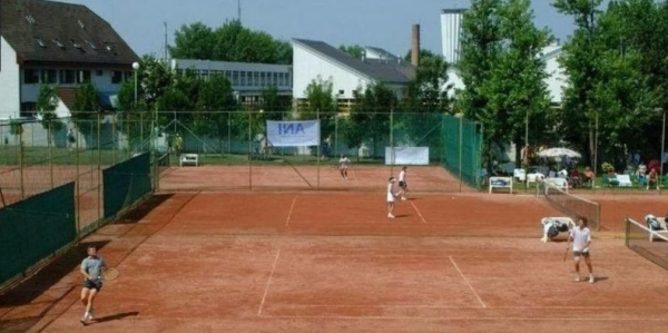 Tiszaújvárosi Tenisz Club